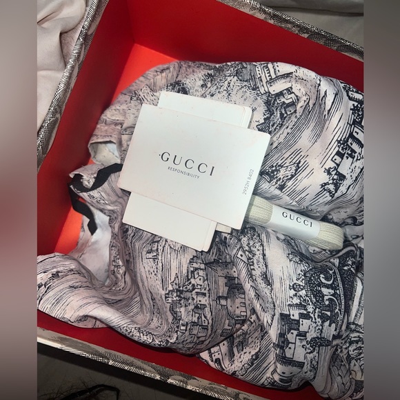 Gucci Silver/Metallic leather and fabric ultra space sneakers - Picture 2 of 6